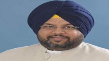 4 ਲੱਖ ਰਿਸ਼ਵਤ ਮਾਮਲੇ ਚ ਵਿਜੀਲੈਂਸ ਵਲੋਂ ਆਪ ਵਿਧਾਇਕ ਨੂੰ ਵੀ ਕੀਤਾ ਡਿਟੈਨ, ਪੁੱਛਗਿੱਛ ਜਾਰੀ