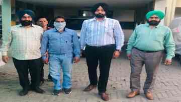 Vigilance-Caught-Ludhiana-Municipal-Corporation-s-Namdar-Red-handed-While-Taking-Rs-1000-Bribe-