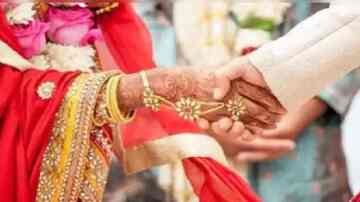 ਵਿਅਕਤੀ ਨੇ ਆਪਣੀ ਅਸਲੀ ਭੈਣ ਨਾਲ ਕਰਵਾਇਆ ਵਿਆਹ, ਦਿੱਤਾ ਦੋ ਬੱਚਿਆਂ ਨੂੰ ਜਨਮ, 6 ਸਾਲ ਬਾਅਦ ਆਇਆ ਸੱਚ!