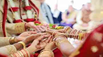 ਵਿਆਹ ਲਈ EPF ਤੋਂ ਕਢਵਾ ਸਕਦੇ ਹੋ ਐਡਵਾਂਸ ਪੈਸੇ, ਜਾਣੋ ਕਿੰਨੀ ਮਿਲੇਗੀ ਰਕਮ