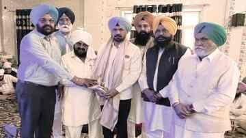 ਡਾ ਨਿਰਮਲ ਜੌੜਾ ਦੀ ਮਾਤਾ ਗੁਰਦੇਵ ਕੌਰ ਨਮਿੱਤ ਅੰਤਿਮ ਅਰਦਾਸ ਮੌਕੇ ਭਾਵ ਭਿੰਨੀ ਸ਼ਰਧਾਂਜਲੀ ਭੇਂਟ