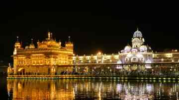 Salok-Man-Ishhaa-Daan-Karnang-Sarbatar-Aasaa-Poorneh-Khanddanang-Kal-Kaleseh-Prabh-Simar-Naanak-Neh-Doorneh-1-