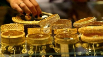 ਵਿਆਹਾਂ ਦੇ ਸੀਜ਼ਨ ਤੋਂ ਪਹਿਲਾਂ ਇੰਨਾ ਮਹਿੰਗਾ ਹੋਇਆ ਸੋਨਾ, ਚਾਂਦੀ ਦੀਆਂ ਕੀਮਤਾਂ 'ਚ ਆਈ ਗਿਰਾਵਟ, ਜਾਣੋ ਨਵੇਂ ਭਾਅ