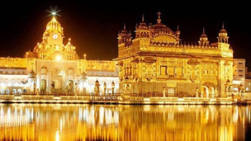 ਸੂਹੀ ਮਹਲਾ ੫ ॥  ਗੁਰ ਕੈ ਬਚਨਿ ਰਿਦੈ ਧਿਆਨੁ ਧਾਰੀ ॥ ਰਸਨਾ ਜਾਪੁ ਜਪਉ ਬਨਵਾਰੀ ॥੧॥