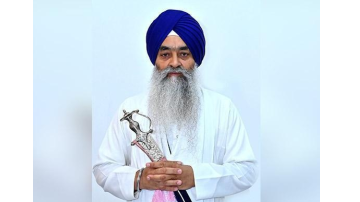 ਮੁੱਖ ਗ੍ਰੰਥੀ ਰਘਬੀਰ ਸਿੰਘ ਨੇ SGPC ਖ਼ਿਲਾਫ਼ ਦਾਇਰ ਪਟੀਸ਼ਨ ਲਈ ਵਾਪਸ, ਸੇਵਾ ਤੋਂ ਬਰਖ਼ਾਸਤਗੀ ਦਾ ਪ੍ਰਗਟਾਇਆ ਸੀ ਖ਼ਦਸ਼ਾ
