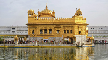 Bilaaval-Third-Mehl-First-House-Cursed-Cursed-Is-The-Food-Cursed-Cursed-Is-The-Sleep-Cursed-Cursed-Are-The-Clothes-Worn-On-The-Body-