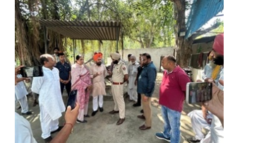 ਭਾਰਤੀ ਜਨਤਾ ਪਾਰਟੀ ਨੂੰ ਪਿੰਡ 'ਚ ਕੈਂਪ ਲਗਾਉਣ ਤੋਂ ਰੋਕਿਆ, ਮਲੂਕਾ ਦੀ ਪੁਲਿਸ ਨਾਲ ਹੋਈ ਬਹਿਸਬਾਜੀ
