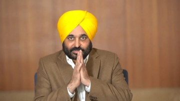On Eid, CM Bhagwant Singh Mann joins prayers in Malerkotla, announces ₹375 crore development boost for healthcare & education